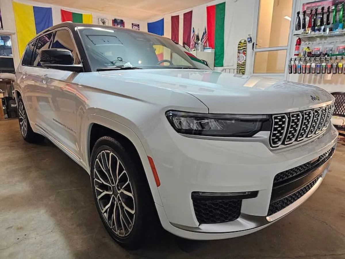 Ceramic coated white Jeep Grand Cherokee detailed by OCDetailerZ